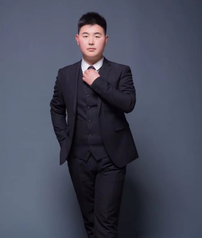 爱德思睿王明锋
