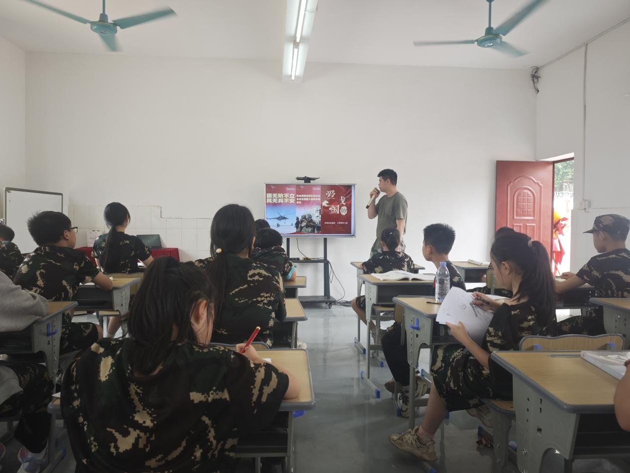 金开励志教育校园环境