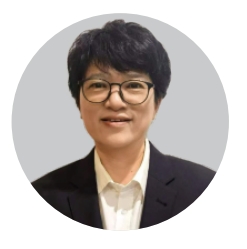 华耀复读学校刘琴