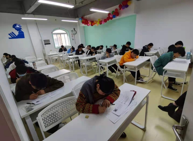 北京论思教育高考补习排行榜:海淀区全日制冲刺班,高效备考